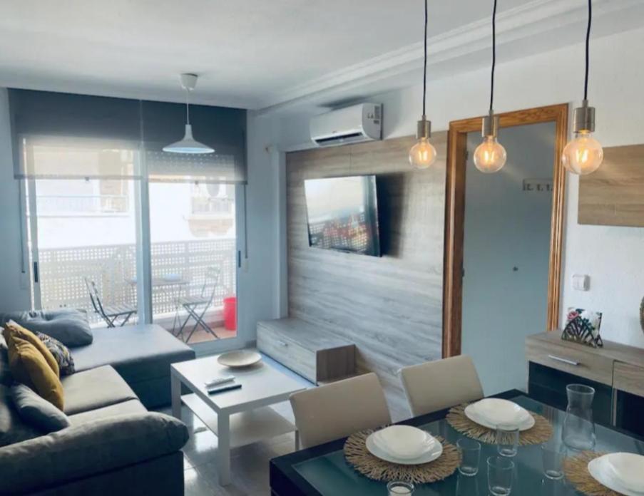 Apartamento Centrico Торевиеха Екстериор снимка